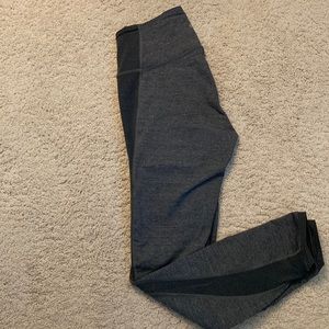 lululemon size 6 grey yoga pants!!